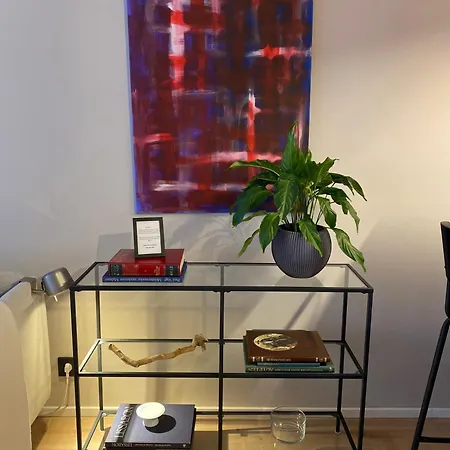 Super And Fully Equipped 150 Meters From The Train Station *